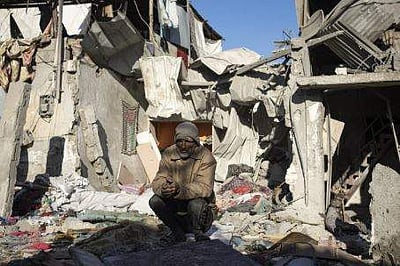 இஸ்ரேல் வீசியெறிந்த துண்டு பிரசுரங்கள் என்ன சொல்கிறது?