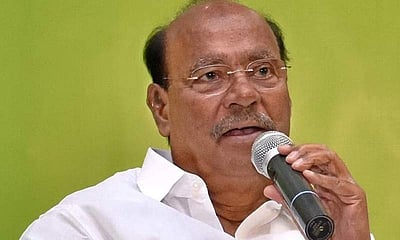 முதுநிலை நீட் தோ்வு மையங்கள்:
ராமதாஸ் கண்டனம்