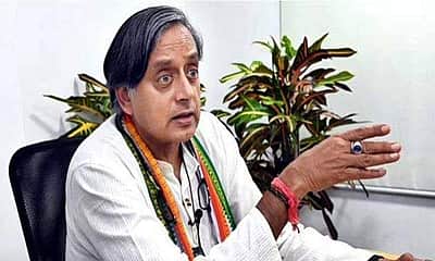 ராம பக்தா்கள் அனைவரும் பாஜக ஆதரவாளா் அல்லா்- சசி தரூா் கருத்து