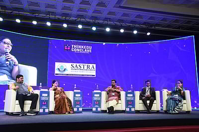 தமிழ்நாடு, கேரளத்தில் மிகப்பெரிய மாற்றம் நடக்கும்: குஷ்பு