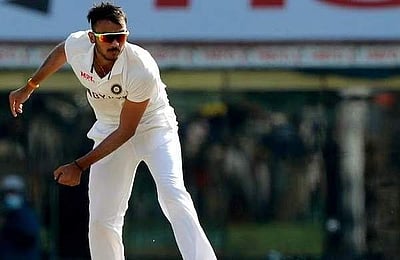 இங்கிலாந்து ஸ்பின்னர்களை திணறடித்த ஜெய்ஸ்வால்: அக்‌ஷர் படேல் புகழாரம்