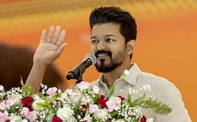 நடிகர் விஜய்யின் கட்சி பெயர் இதுவா?