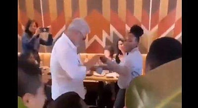 நடனமாடி புத்தாண்டைக் கொண்டாடிய அஜித்!