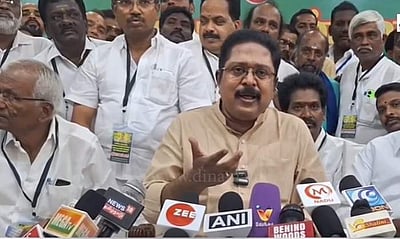 தேர்தல் வாக்குறுதியை நிறைவேற்றாமல் மக்களை ஏமாற்றி வருகிறது திமுக அரசு: டிடிவி தினகரன்