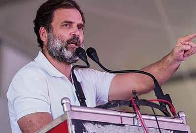 அக்னிபத் திட்டம் நாட்டின் புனிதமான உணர்வுகளுக்கு இழைக்கும் துரோகம்: ராகுல் காந்தி