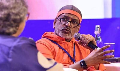 மழலைப் பள்ளி ஆசிரியர்களுக்கு அதிக ஊதியம் தேவை: சுவாமி மித்ரானந்தா