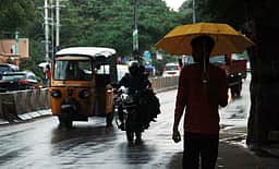 தமிழகத்தில் இன்று 19 மாவட்டங்களில் மழைக்கு வாய்ப்பு