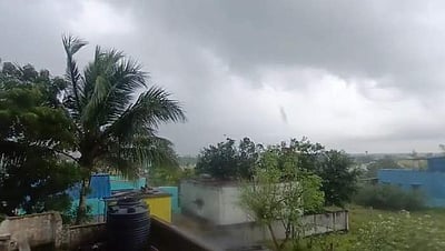 நெல்லை மாவட்டத்தில் மிதமான மழை: மக்கள் இயல்பு வாழ்க்கை பாதிப்பு