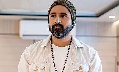 சிவகார்த்திகேயன் பிறந்தநாளில் எஸ்கே - 21 டீசர்?