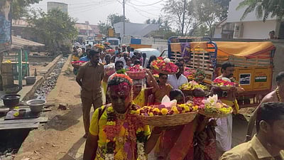சமயபுரம் ஆதிமாரியம்மன் கோயில் பூச்சொரிதல் விழா