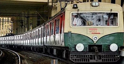 பாரமரிப்புப் பணி: 44 மின்சார ரயில்கள் ரத்து