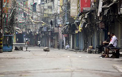 ஹிமாசலில் கடும் பனிப்பொழிவு: 504 சாலைகள் மூடல்!