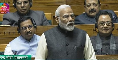 நாட்டை பிளவுபடுத்துகிறது காங்கிரஸ்: மோடி குற்றச்சாட்டு