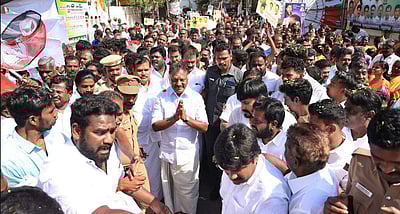 மோடியின் வெற்றிக்காக செயல்படுகிறோம்: ஓபிஎஸ்