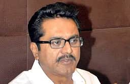 பாஜக வேட்பாளருக்கு நடிகா் சரத்குமாா் வாக்கு சேகரிப்பு