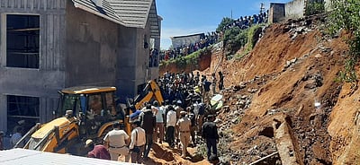 உதகையில் மண் சரிந்து 6 பேர் பலி: நிதியுதவி அறிவித்தார் ஸ்டாலின்