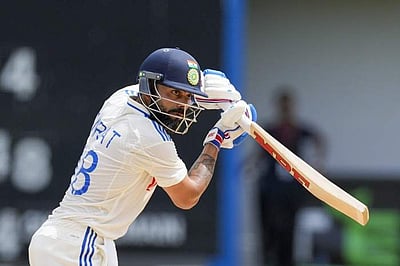 டெஸ்ட் தொடர் முழுவதும் விராட் கோலி விளையாட மாட்டாரா? என்ன சொல்கிறார் இங்கிலாந்து முன்னாள் கேப்டன்!