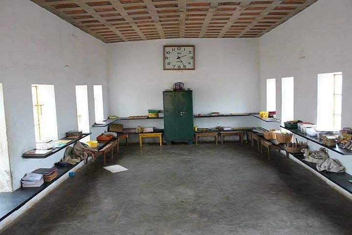 புவிதம் பள்ளி வகுப்பறை