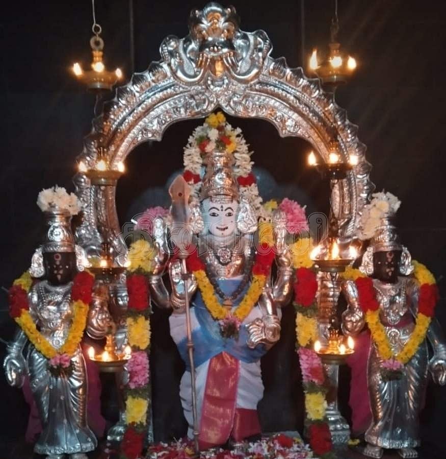 கோயில் கந்தன்குடி ஸ்ரீவள்ளி தேவசேனா சமேத ஸ்ரீசுப்ரமணிய சுவாமி.