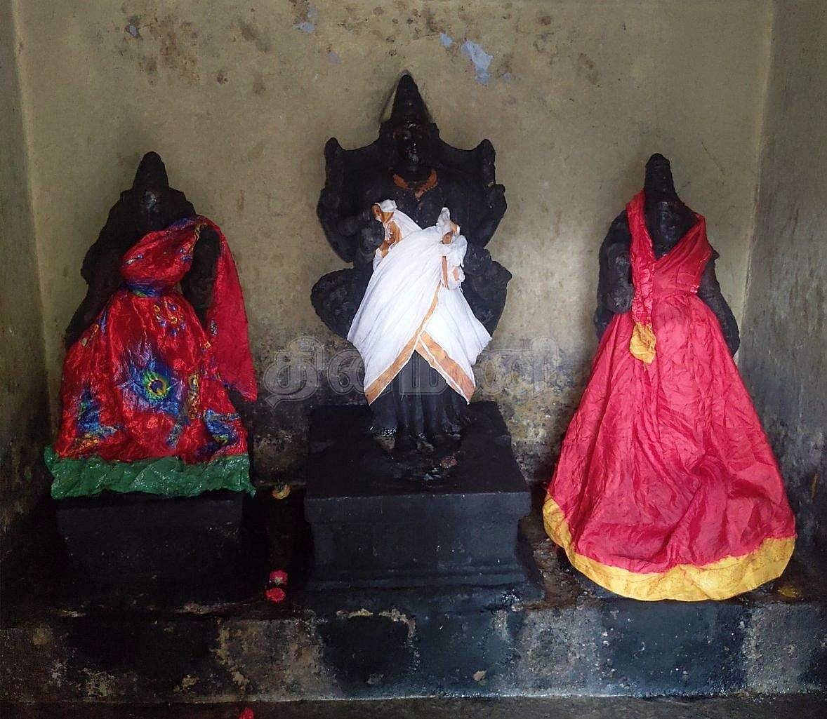 திருச்சுற்றின் மேற்குத்திசையில் வள்ளி - தெய்வசேனா சமேதராய் காட்சியளிக்கும் சுப்பிரமணியர் சுவாமி.