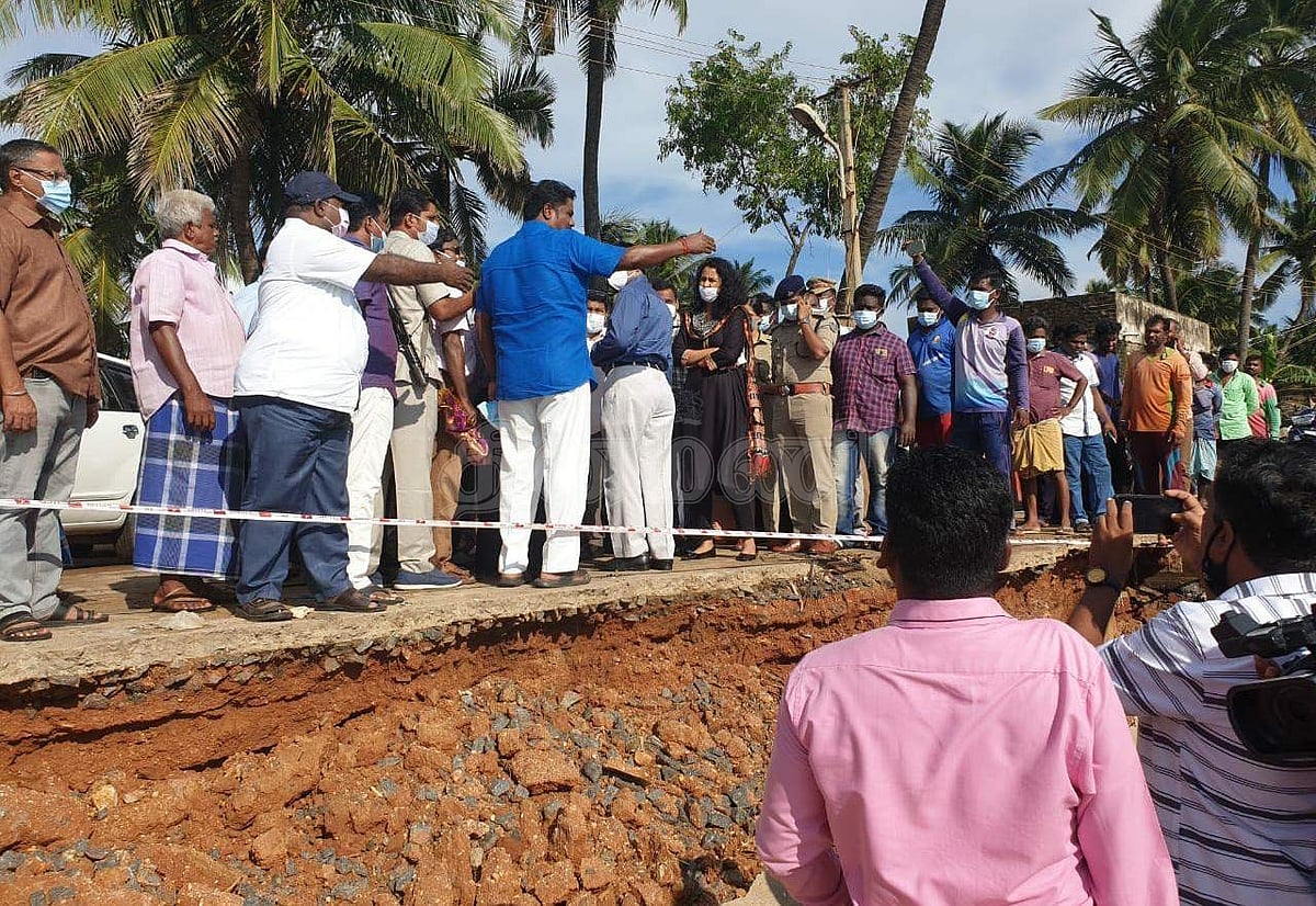 புதுச்சேரி பிள்ளைச்சாவடி கடல் அரிப்பு ஏற்பட்ட பகுதியில் மத்திய குழு ஆய்வு