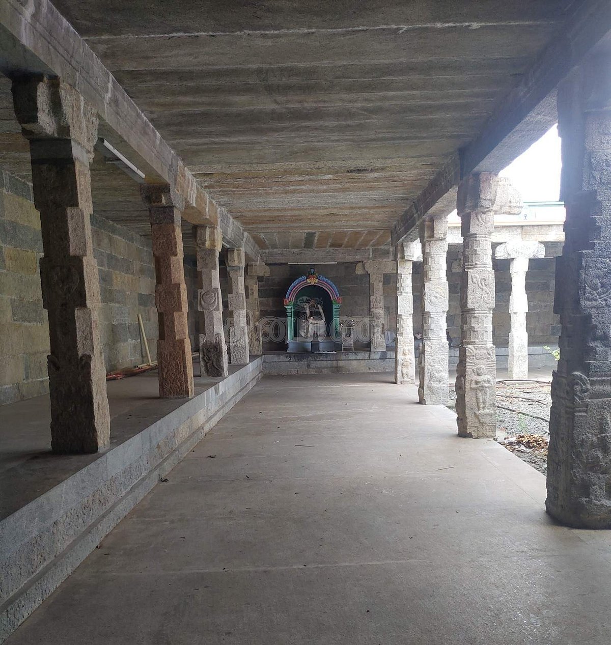 உள் பிரகார மண்டபம்