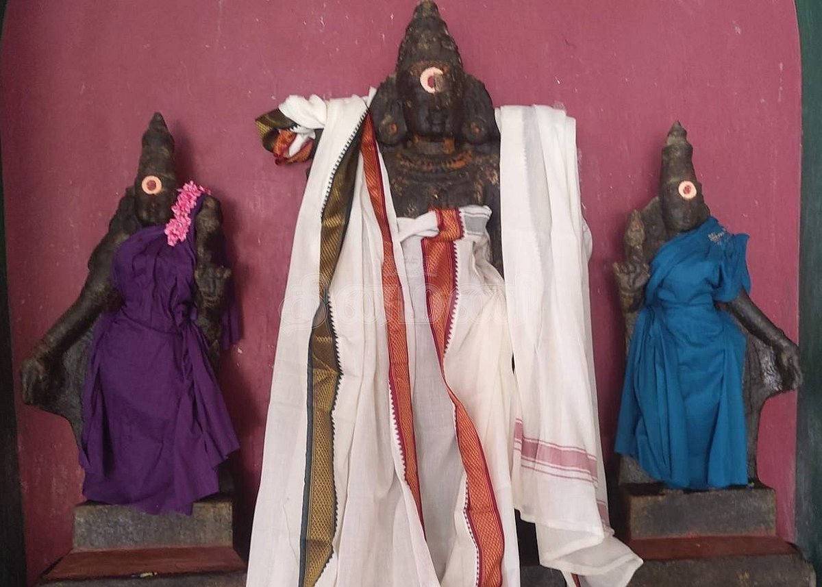 அருள்மிகு வள்ளி - தெய்வசேனா சமேத சுப்பிரமணியர்