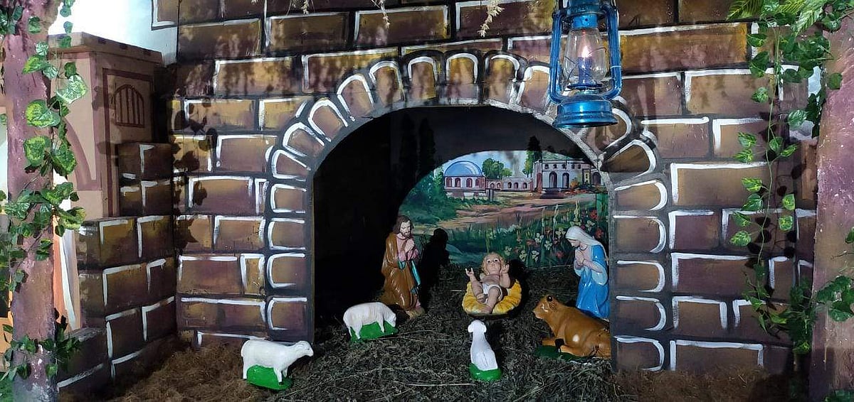 கிறிஸ்துமஸ் குடிலிலுள்ள இயேசு கிறிஸ்து பிறப்பை சித்தரிக்கும் காட்சிகள்.