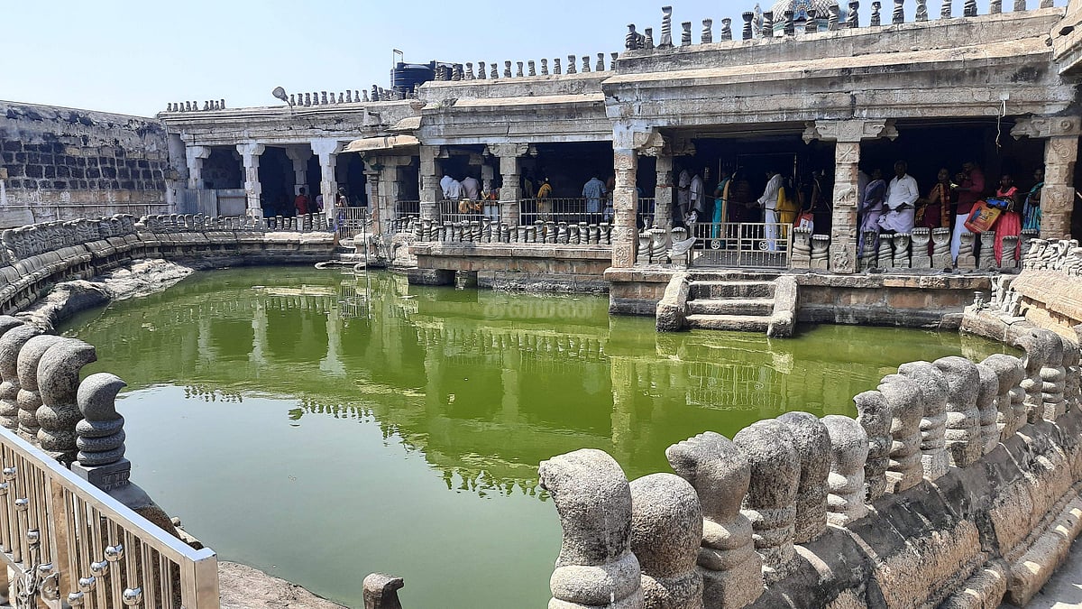 கோயில் வளாகத்திலுள்ள புண்ணிய புஷ்கரணி