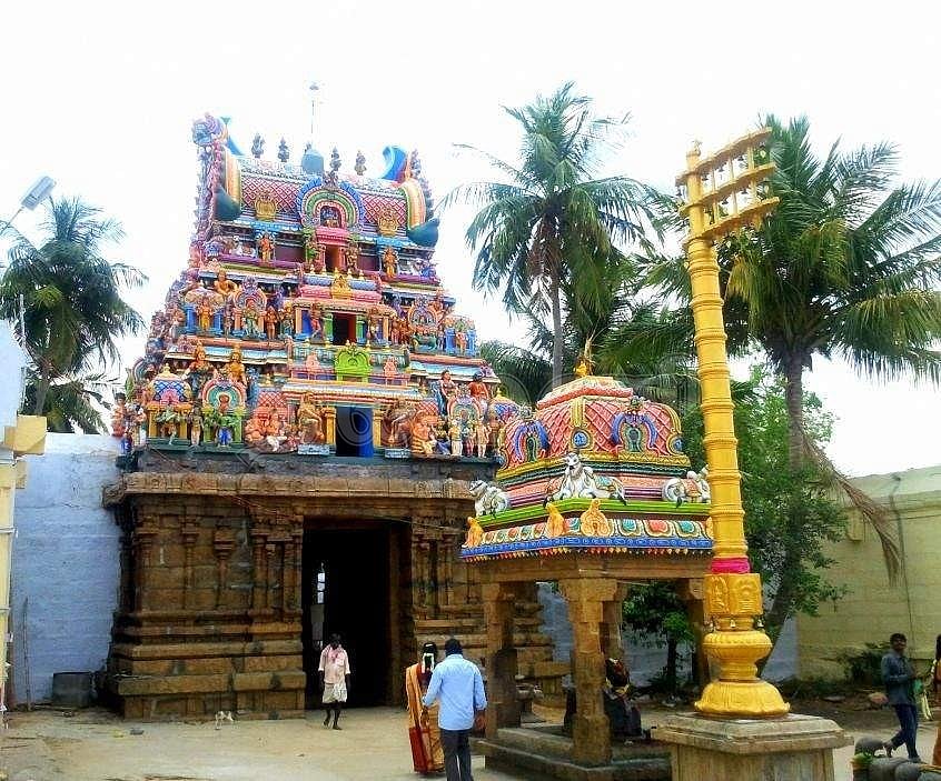 கோயில் பிரதான கோபுரம்