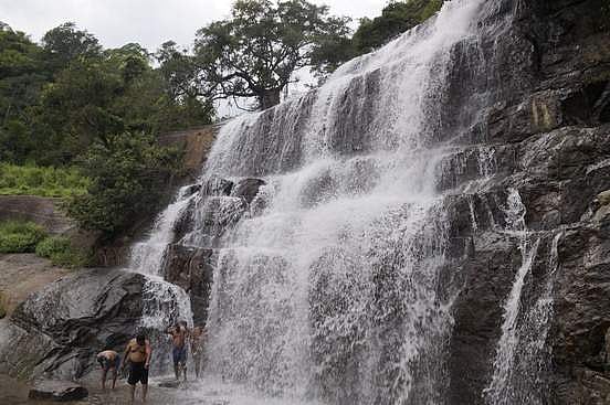 சின்ன சுருளி அருவி