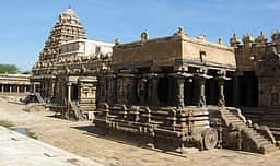 தாராசுரம் ஐராவதீசுவரா் கோயிலில் பாலாலயம்