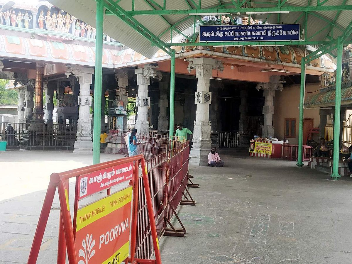 கரோனா அச்சுறுத்தல் காரணமாக காஞ்சிபுரத்தில் வெறிச்சோடிக் காணப்பட்ட குமரகோட்டம் சுப்பிரமணியசுவாமி கோயில்