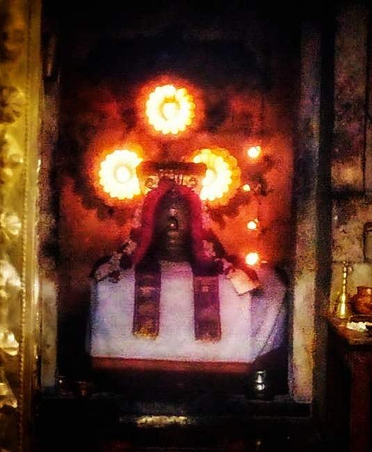 சிக்கல் அருள்மிகு நவநீதேசுவர சுவாமி