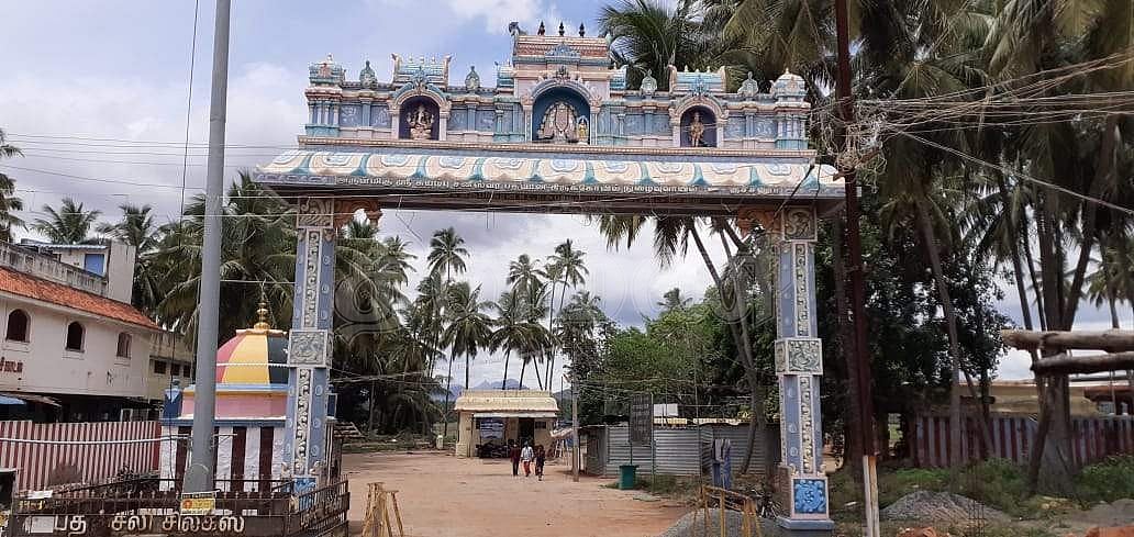 குச்சனூர் அருள்மிகு சனீஸ்வரர் ஆலய நுழைவுவாயில்
