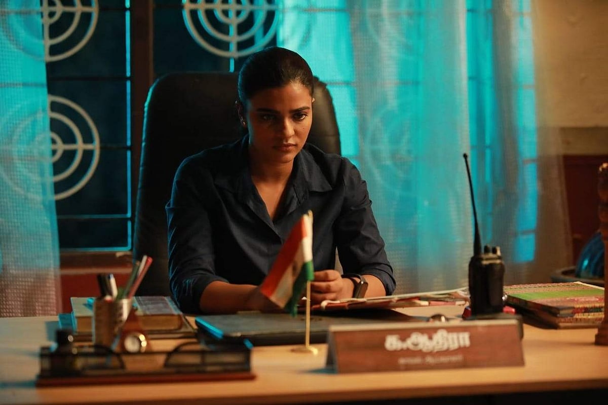 ஆதிராவாக ஐஸ்வர்யா ராஜேஷ்  