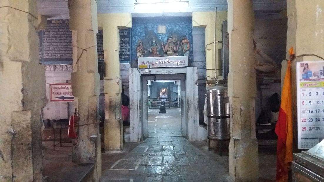 பிரம்ம சிரக்கண்டீஸ்வரர் சன்னதி முகப்பு