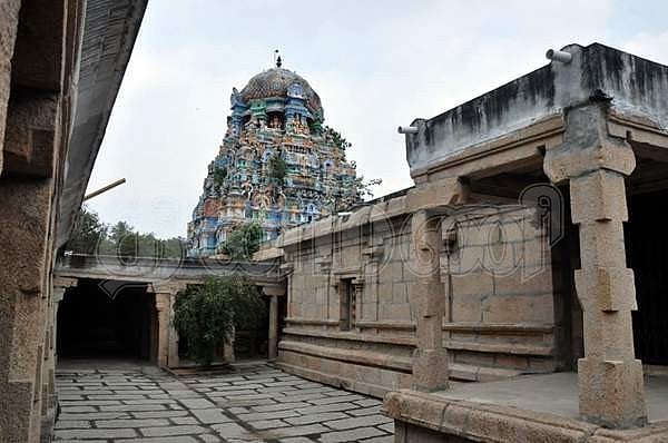 கோயிலின் உள் திருச்சுற்று