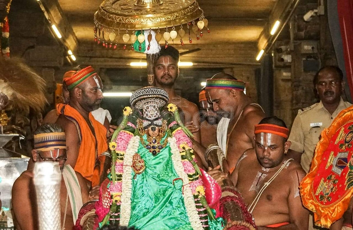 நம்பெருமாள்.