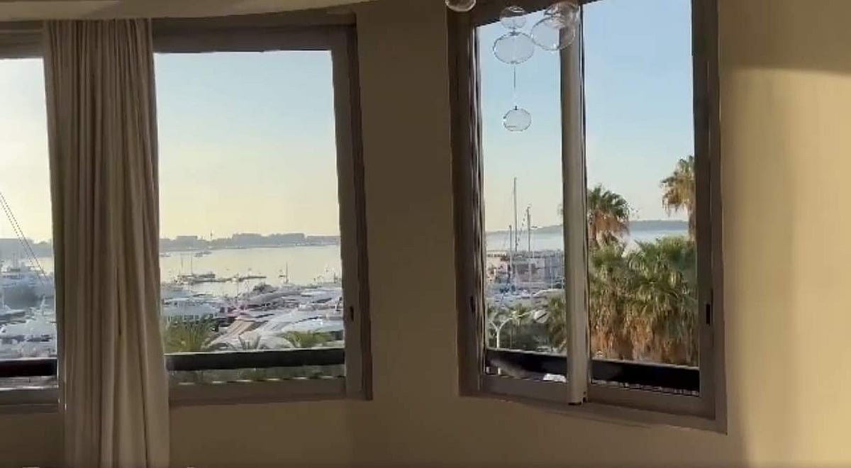 நடிகர் மாதவன் தங்கியுள்ள ஹோட்டல் அறை