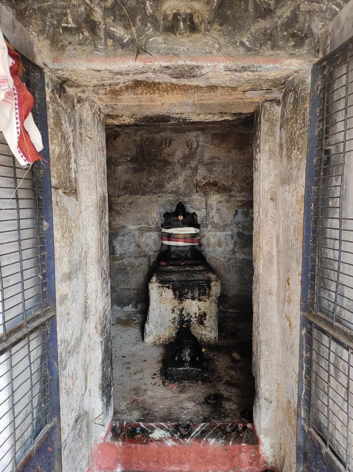 <strong> கன்னிமூல கணபதி</strong>