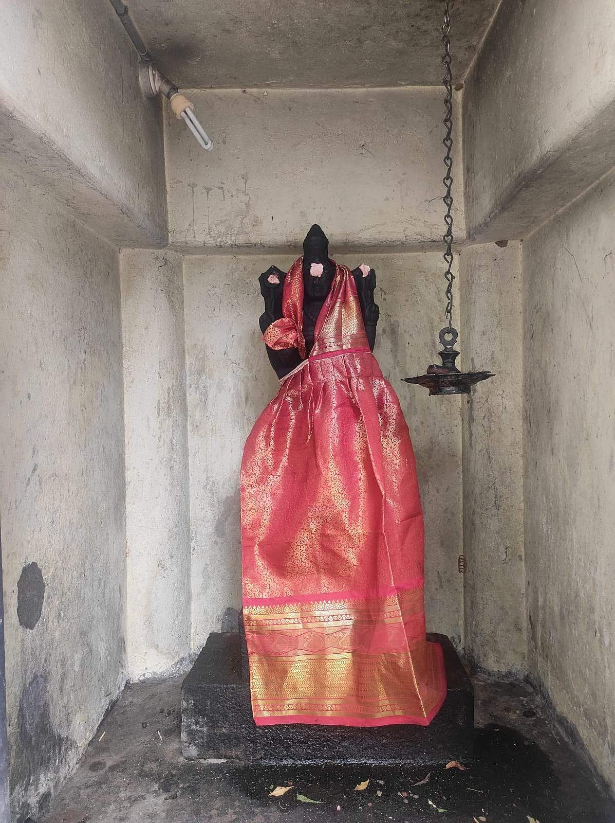 <strong>அருள்மிகு துர்க்கை அம்மன்</strong>