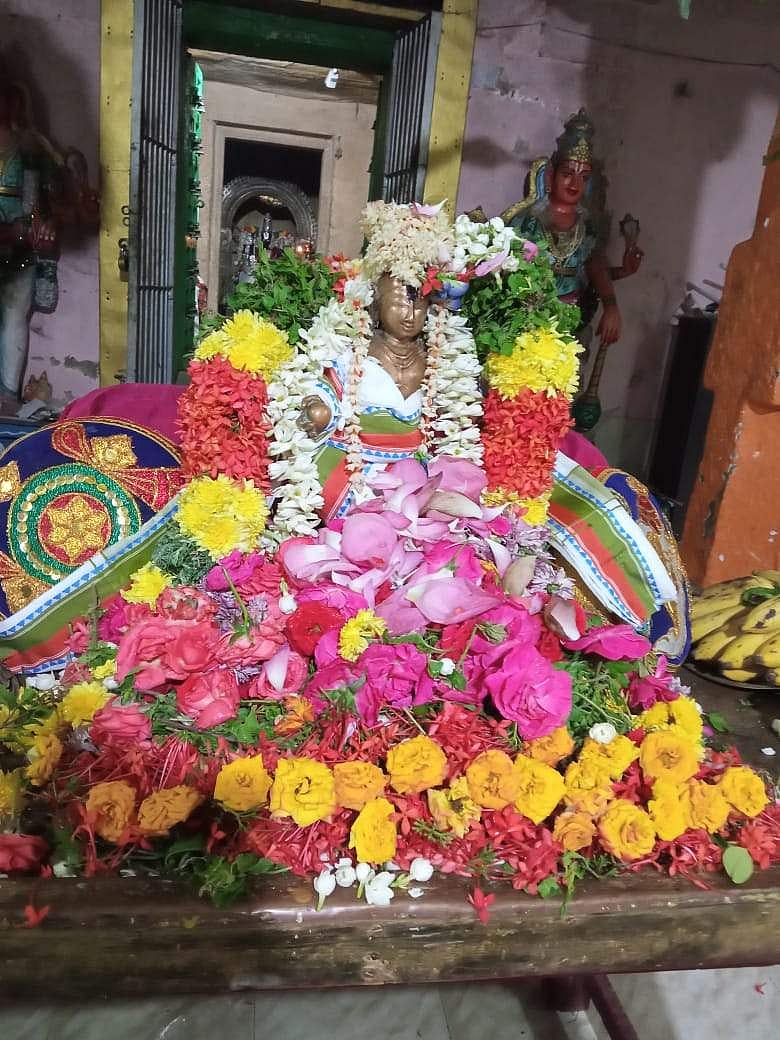 <strong>சிறப்பு அலங்காரத்தில் உற்ஸவர் நவநீதகிருஷ்ணன்</strong>