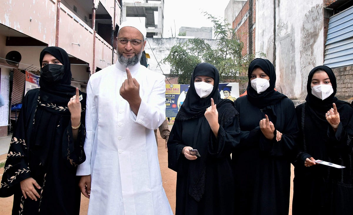 ஏஐஎம்ஐஎம் தலைவர் அசாதுதீன் ஒவைஸி