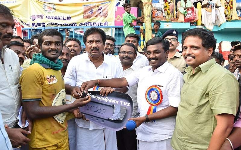 இரண்டாமிடம் பிடித்த தமிழரசன்