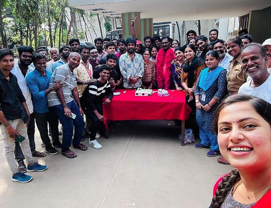 எதிர்நீச்சல் குழு