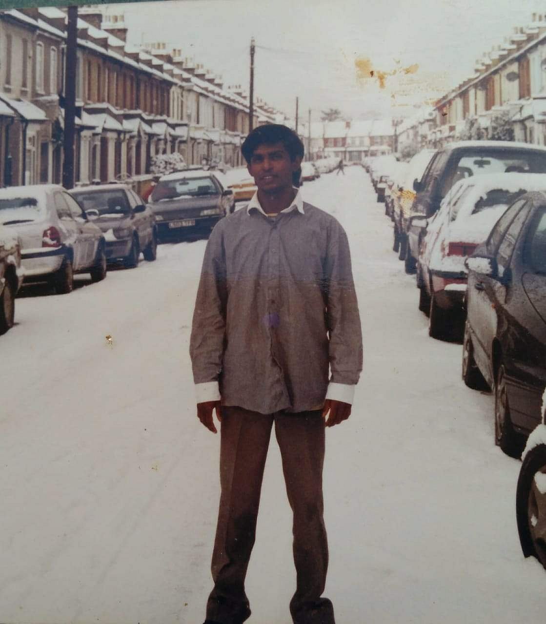 லண்டன், நான் தங்கியிருந்த வீட்டின் முன்...