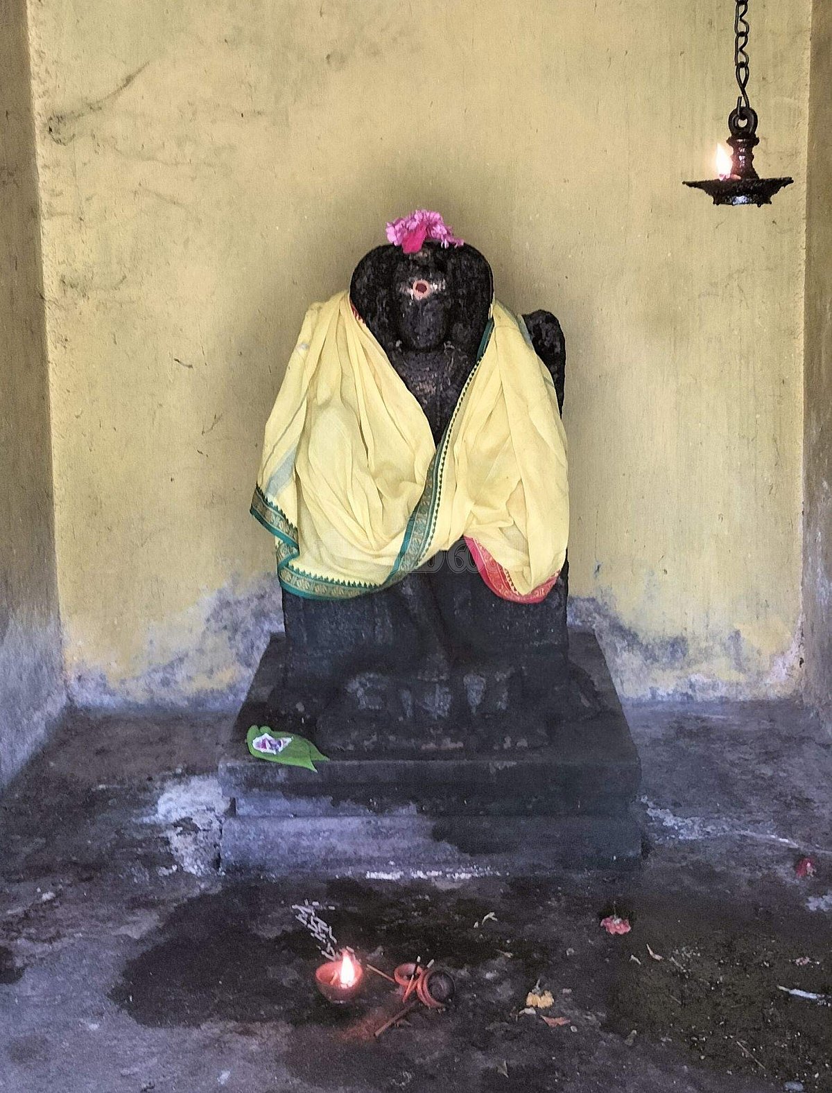 <strong>தட்சிணாமூர்த்தி</strong>