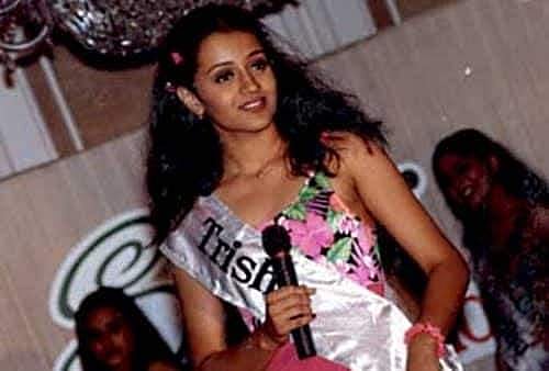 மிஸ் சென்னை விருதுபெற்றபோது....