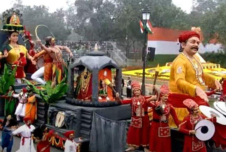 துர்கா பூஜையை விளக்கும் மேற்குவங்க அலங்கார ஊர்தி